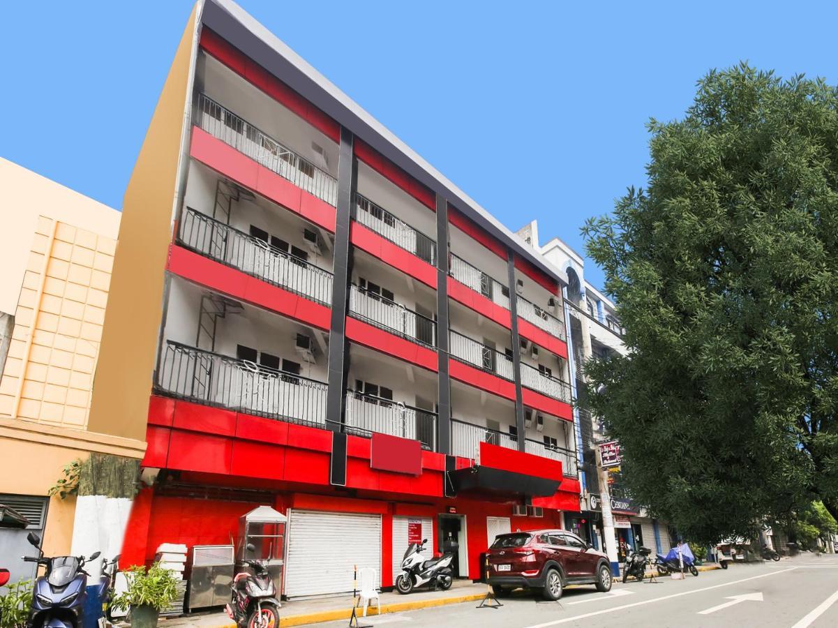 Oyo 895 Golden Majestic Pension Inn Manila Exterior foto